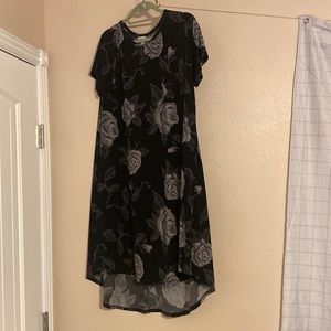 Lularoe large black and white Carly dress